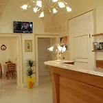 Santa Lucia Bed & Breakfast *