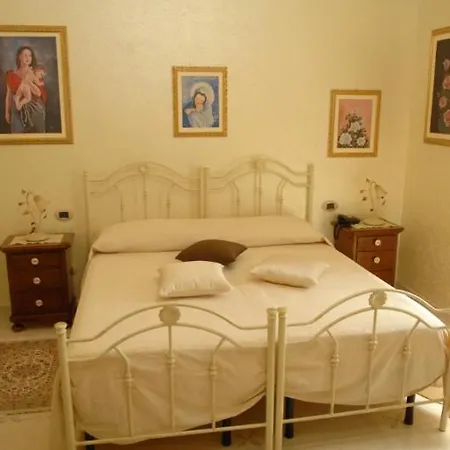 Bed & Breakfast Santa Lucia Erchie (Apulia)